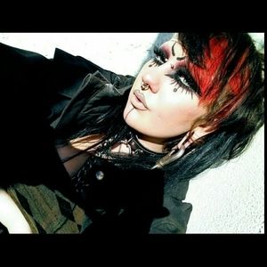 Meet your Posher, Meera